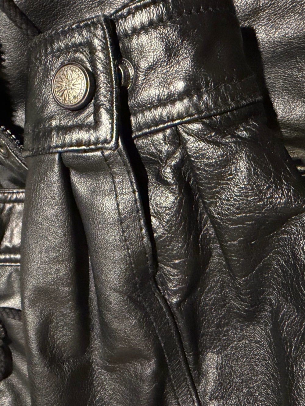 Vintage Wilsons Leather Black Cropped Leather Jacket XS Fits S/M Oversized 90s - Picture 7 of 14